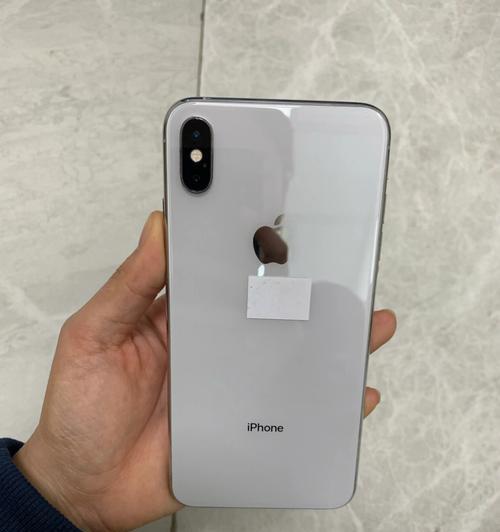 辨别苹果iPhoneXSMax真假的方法（以“区别”为主题的手机真假辨别指南）