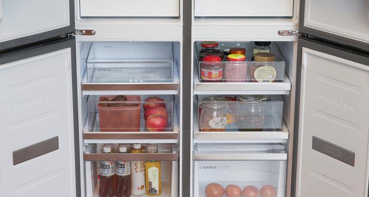 TCLQ10冰箱（家庭生活必备，让你的冰箱体验焕然一新）