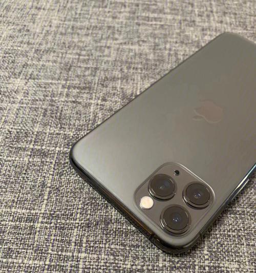 解决iPhone手电筒按键灰了的方法(苹果iPhone手电筒按键如何处理,解决办法分享)