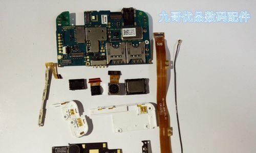 主板电池安装指南（教你轻松安装主板电池）