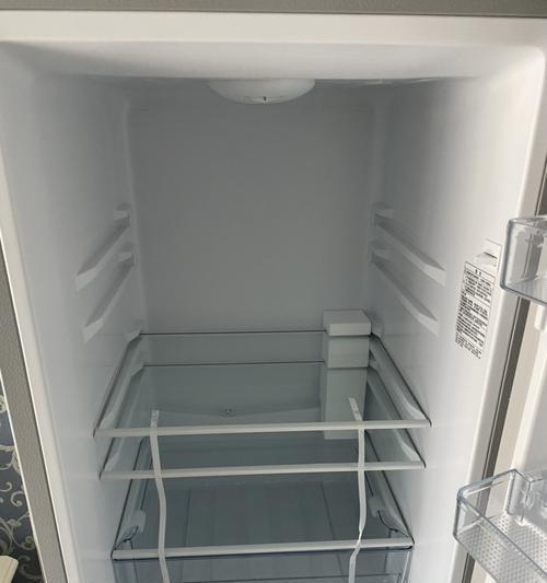 冰柜进不了门的原因及解决方法（为什么冰柜无法通过门口）