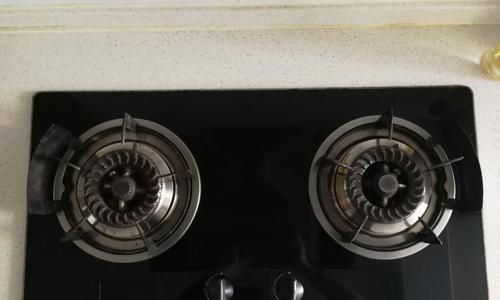 燃气灶接触不良的维修方法（解决燃气灶接触不良的常见故障）