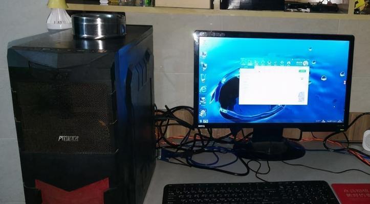 显示器黑屏不亮自救方法（教你如何解决显示器黑屏问题）