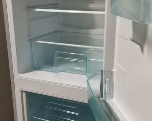 冰箱异味处理全攻略(告别冰箱异味)