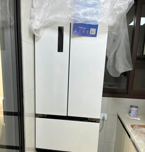 美的E9故障解决指南（冰箱出现E9故障的原因及解决方法）