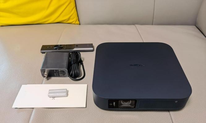 极米Z6XPro与NEWZ6X怎么选？购买时应注意哪些问题？