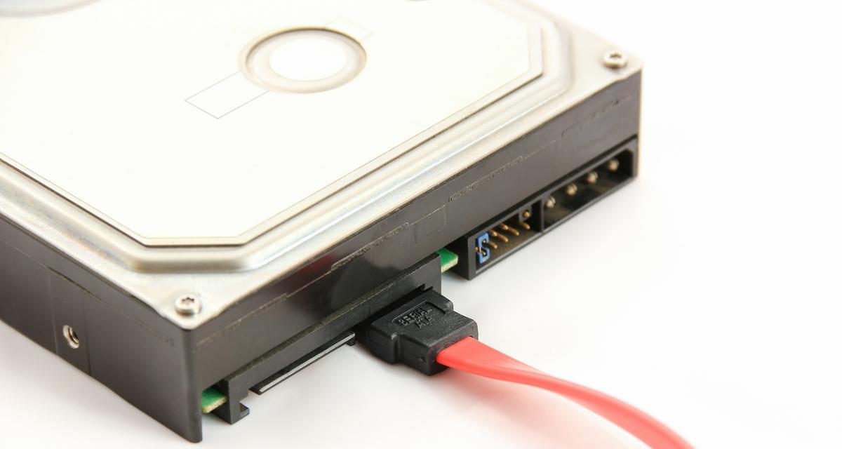 SSD与HDD有什么不同？它们各自的优缺点是什么？