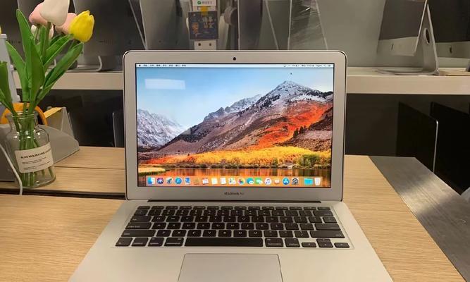 MacBook Air 8GB+256GB版本使用体验如何？常见问题解答？