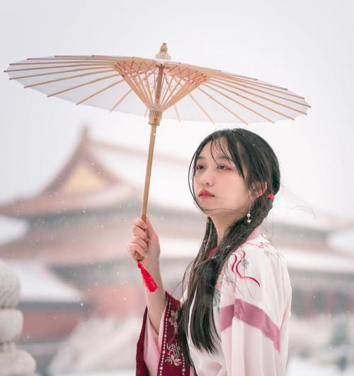 如何在雪地里穿着汉服用手机拍出好照片？