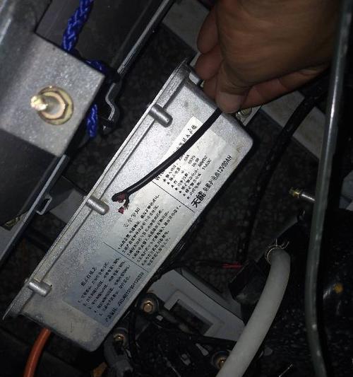 迅驰换电需要使用多少安的充电器？