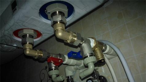 热水器进水口的正确安装位置在哪里？安装时应注意什么？