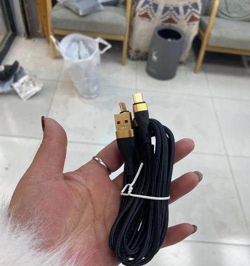 圆孔充电器的快速闪充功能是什么？