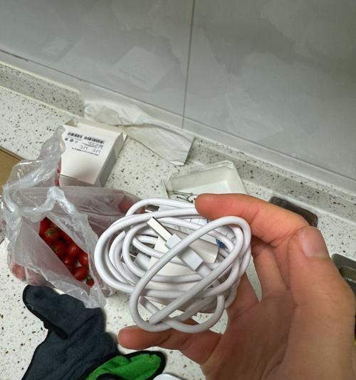 手机充电器快闪充线如何连接？使用过程中需要注意什么？