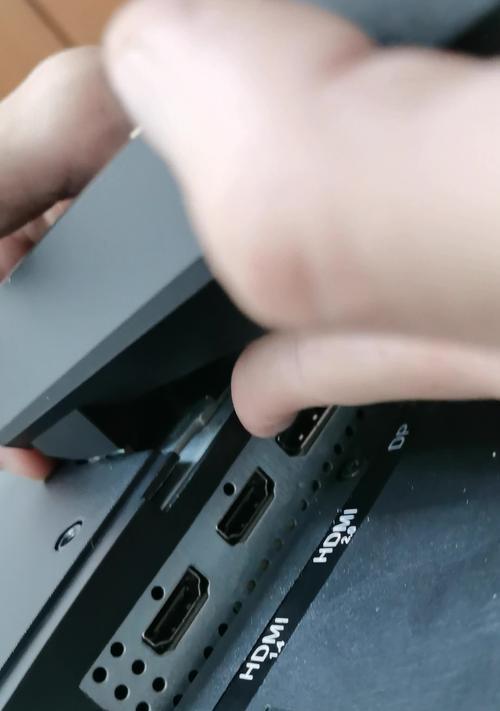 机顶盒墙上挂的盒子拆卸方法是什么？拆卸过程中需要注意什么？