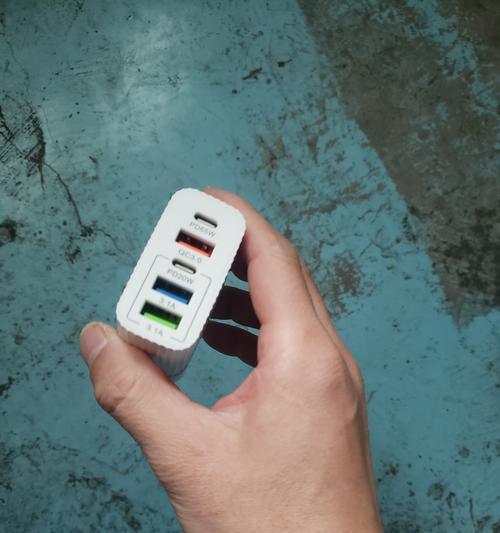 小米手机充电器插头的正确使用方法是什么？