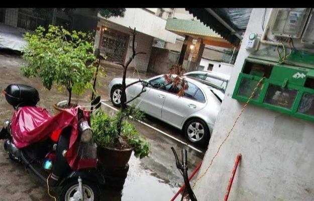 为什么下雨前要拔掉电视机插头？这样做有什么好处？
